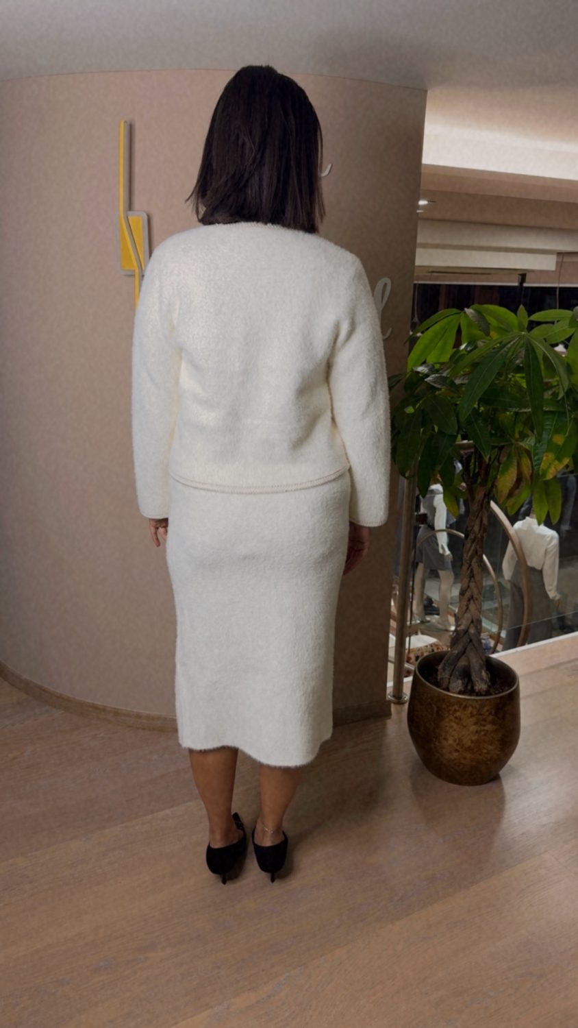 {"eId":"1474760049624907","CameraPosition":1}