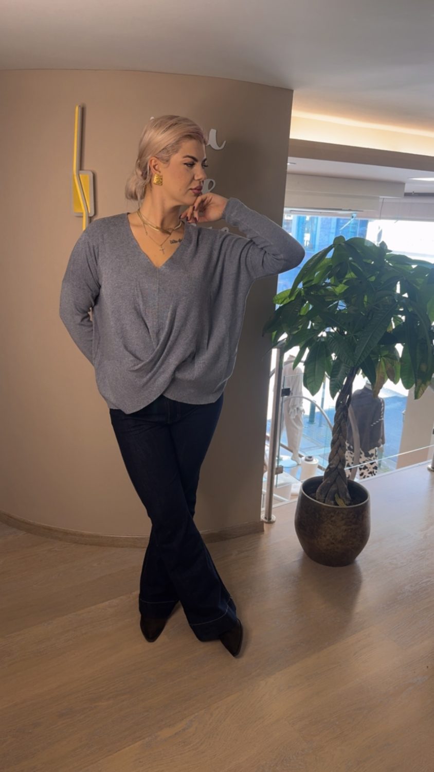 {"eId":"228906325560328","CameraPosition":1}