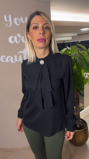 Πουκαμισομπλούζα με Καρφίτσα σε Μαύρο Χρώμα