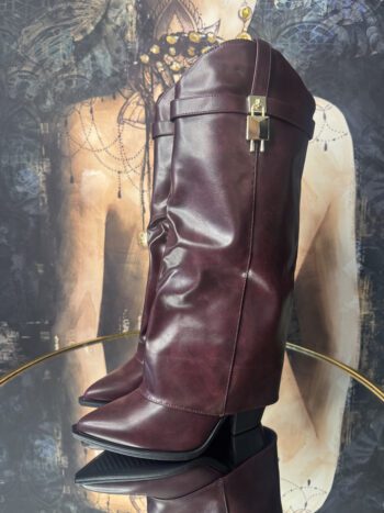 Μπορντό μπότες με σταθερό τακούνι