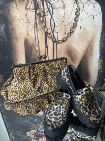 Leopard Σουέτ Loafers με Χρυσή Λεπτομέρεια