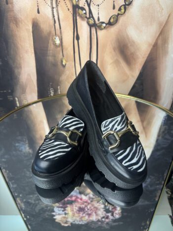 Μαύρα/zebra Loafers με Χρυσή Λεπτομέρεια
